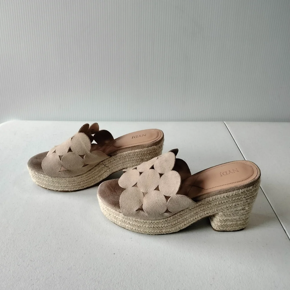 NYDJ Helene Beige Sand Platform Heel Espadrille Slide Sandals 8.5 Vacation Artsy
